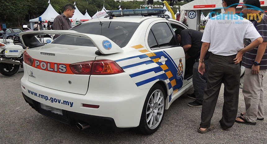 Kereta Polis Evo 10