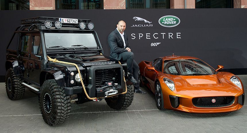 24926-2015-jlr-spectre-vehicles-3.jpg