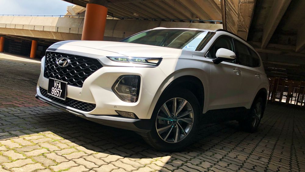 Review: 2020 Hyundai Santa Fe 2.4 Executive - Holding Back The Finer ...