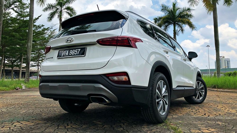 2020 Hyundai Santa Fe 2.4 Executive - Malaysia