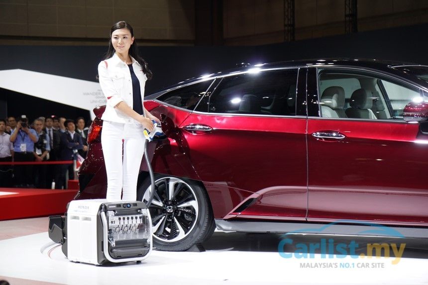 34929-2015-tokyo-motor-show-honda-clarity-fuel-cell-7.jpg