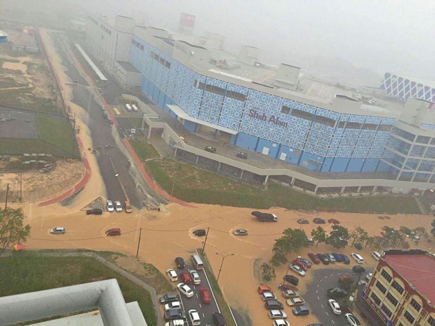 35439-2015-november-flash-flood-klang-valley6.jpg