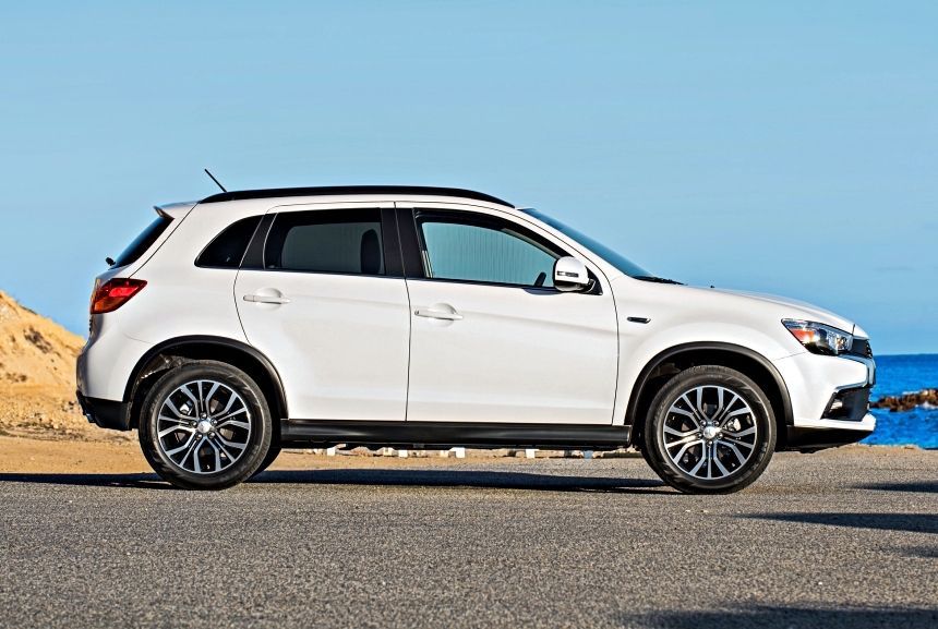 35527-2015-mitsubishi-asx-outlander-sport-north-america-3a.jpg