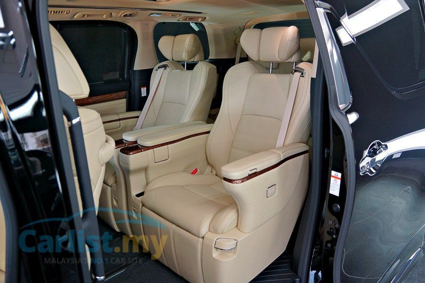 35531-2016-toyota-vellfire-exclusive-access-14.jpg