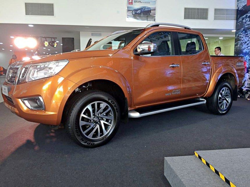 35666-2015-nissan-np300-navara-launch-etcm-7.jpg