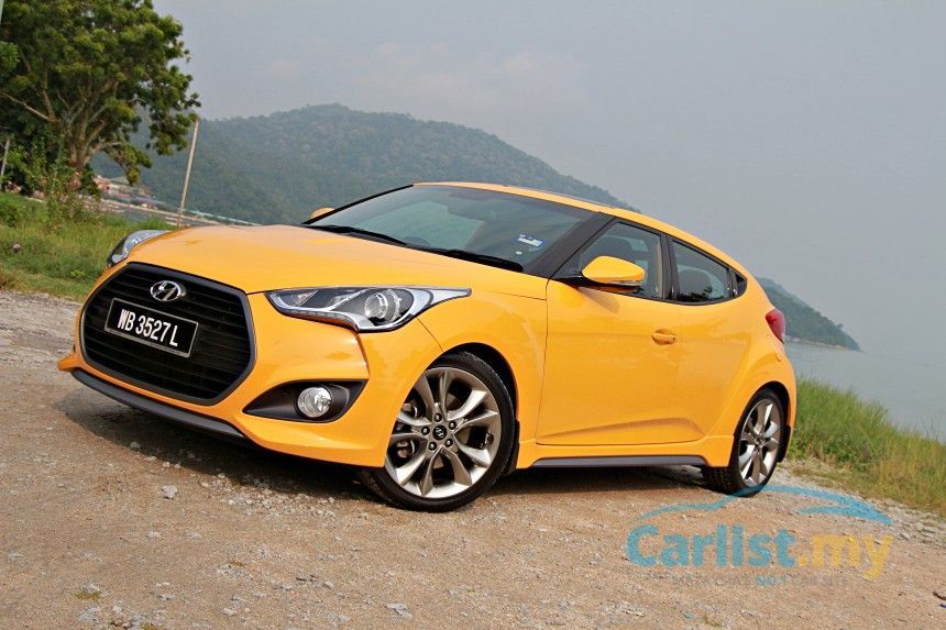 35853-2015-Hyundai-Veloster-Review-12.jpg