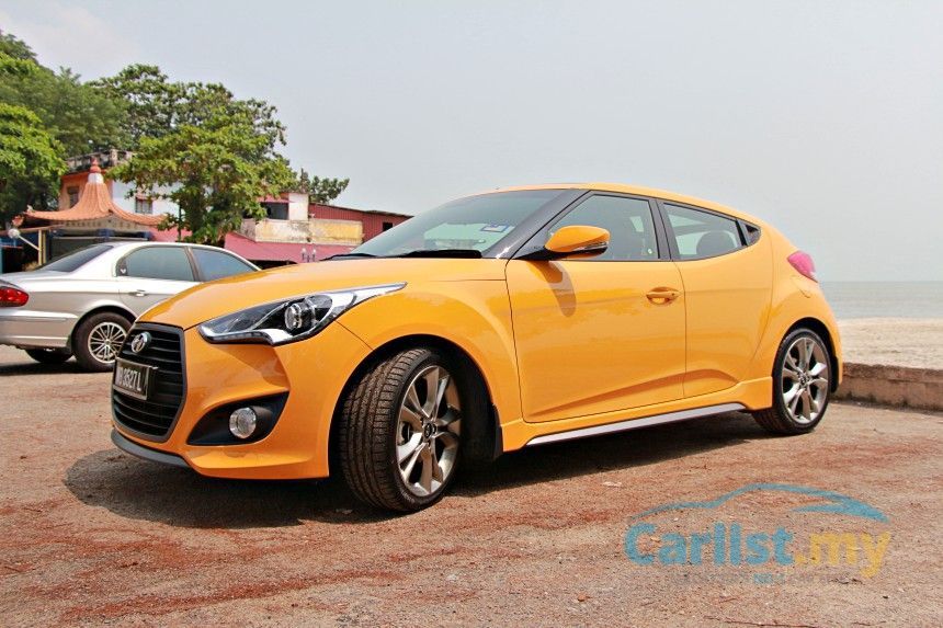 35853-2015-Hyundai-Veloster-Review-5.jpg