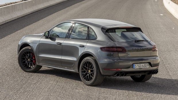 35931-2015_macan_gts_quick_9.jpg