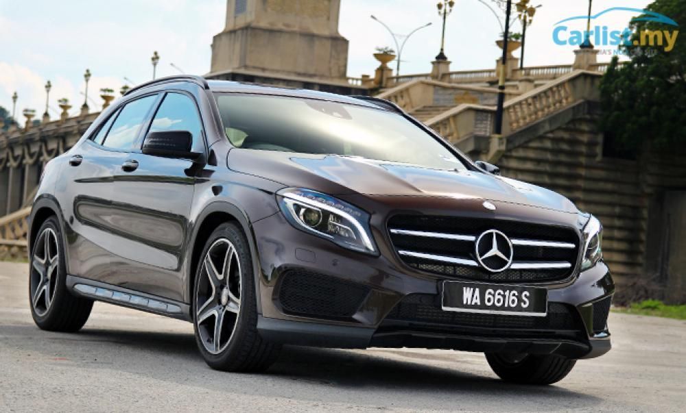 37002-2015-mercedes-benz-gla-250-full-review-1.jpg?itok=ZwjVTJQB