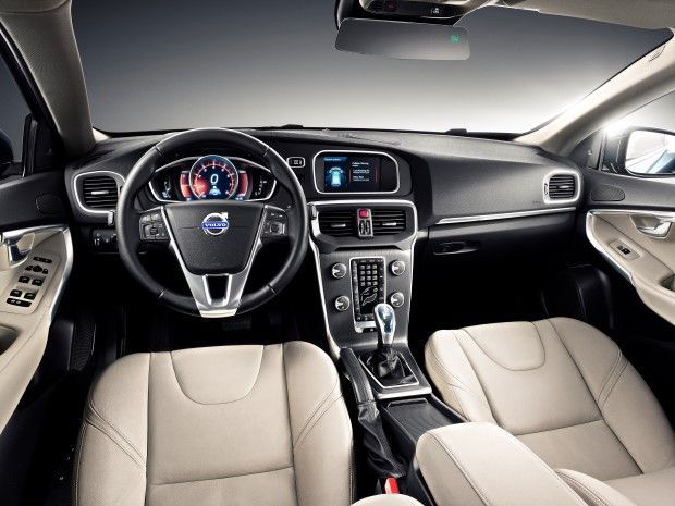 39535-42343_the_all_new_volvo_v40.jpg