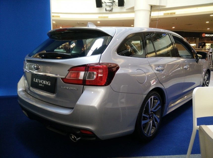 39781-levorg_3.jpg