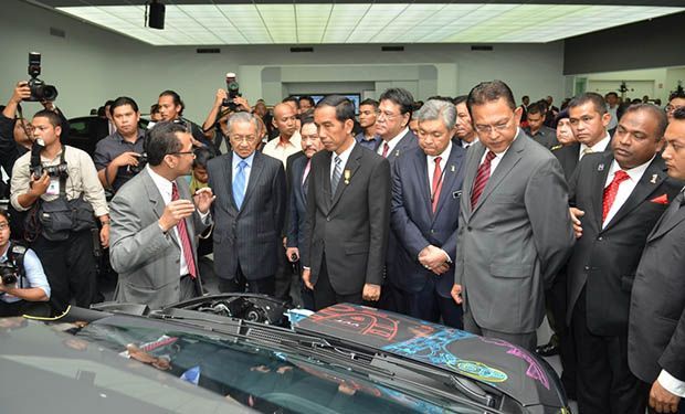 4113-2015-proton-signs-mou-with-indonesia-1.jpg