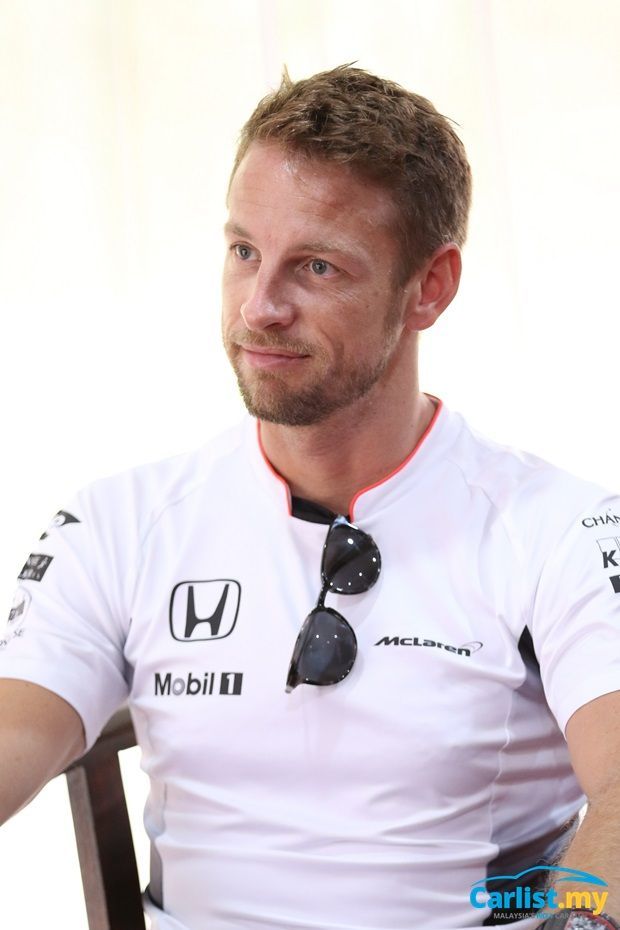 41856-jenson_button_interview_3.jpg