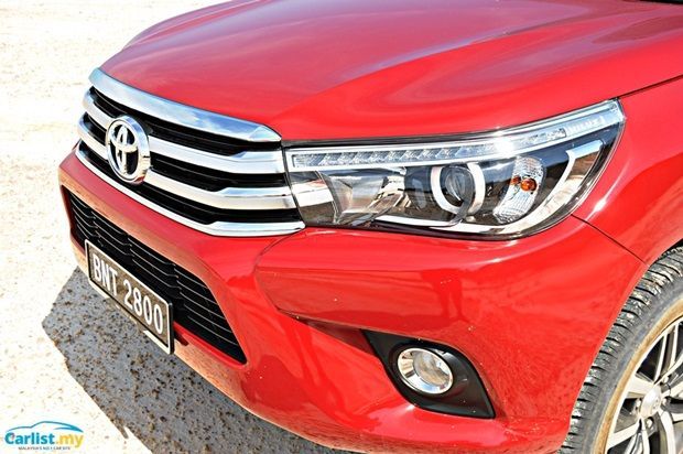 42650-body_watermark_toyota_hilux_2point8g_12.jpg