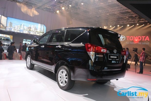 43230-toyota_innova_launch_12.jpg