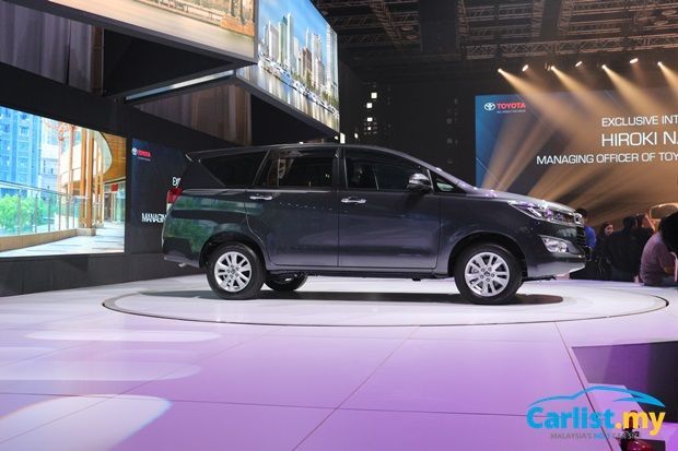 43230-toyota_innova_launch_9.jpg