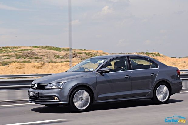 44170-volkswagen_jetta_drive_2016_9_edited.jpg