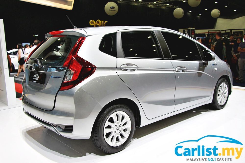 45495-2017_honda_jazz_hybrid_facelift_preview_malaysia_17.jpg