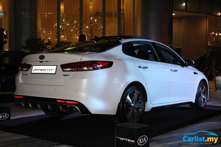 45662-kia_optima_gt_launch_4.jpg