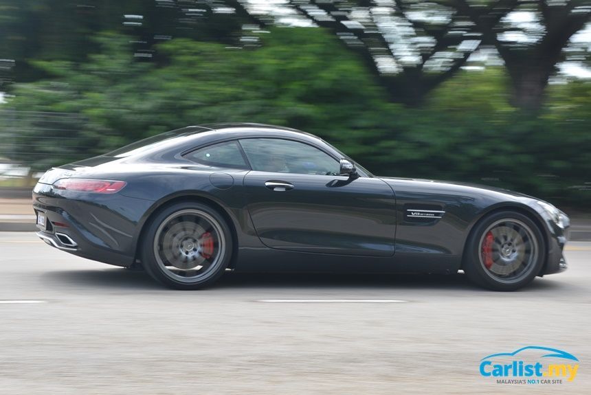 46913-amg_gt_009.jpg