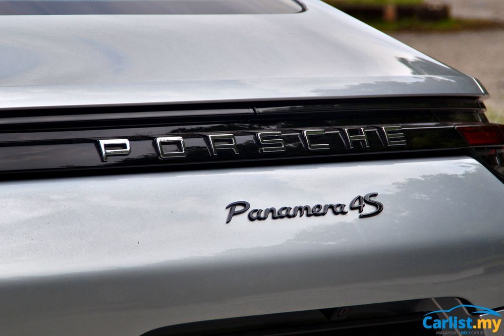 47228-2017_porsche_panamera_4s_review_43.jpg