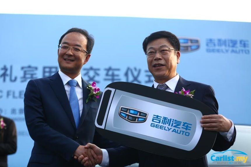 47242-from_left_is_president_and_ceo_geely_auto_mr_an_conghui_and_head_of_beijing_diplomatic_fleet_mr_yuan_wei_min.jpg