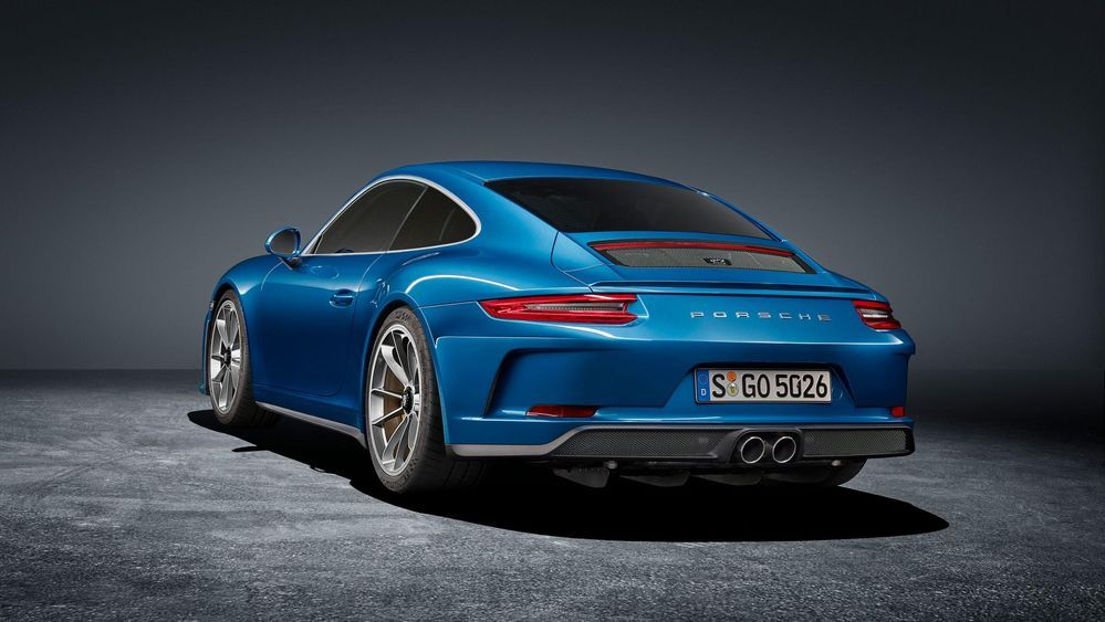 47281-2018_porsche_911_gt3_touring_package_6.jpg