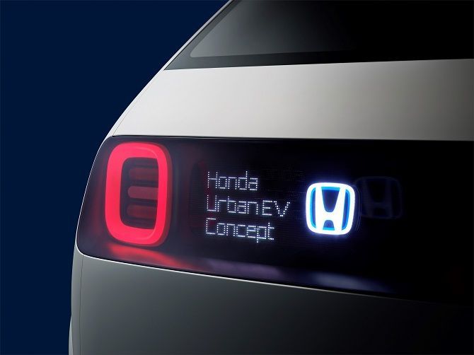 47292-honda_urban_ev_concept_4.jpg