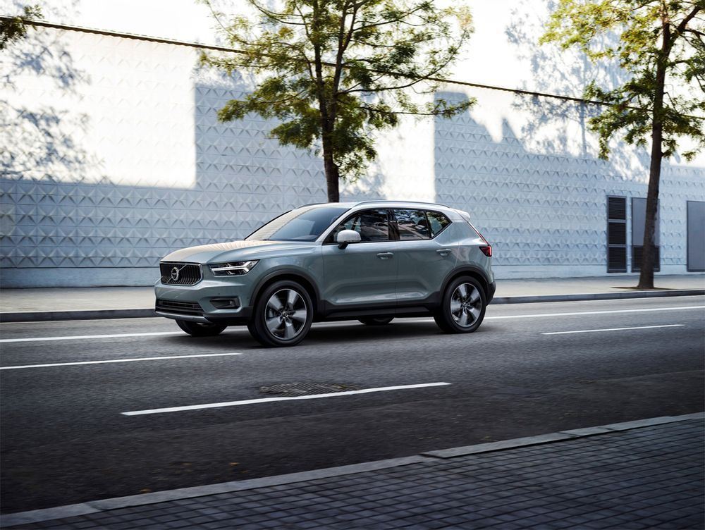 47482-2018_volvo_xc40_1.jpg