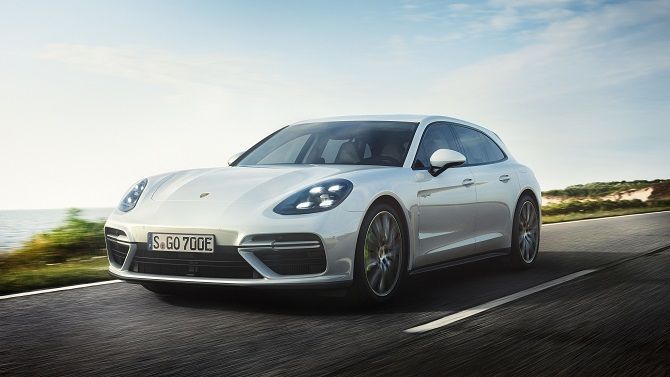 47538-panamera_turbo_s_e_hybrid_sport_turismo_1.jpg