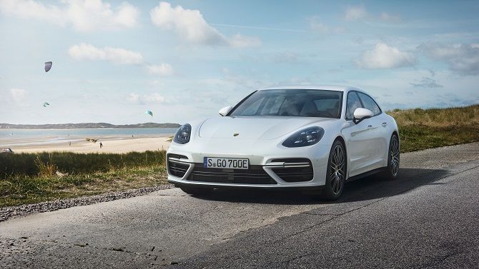 47538-panamera_turbo_s_e_hybrid_sport_turismo_12.jpg