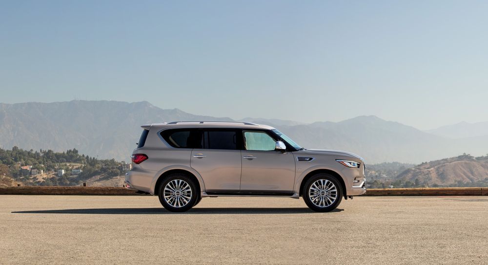 48316-2018_infiniti_qx80_photo_26.jpg