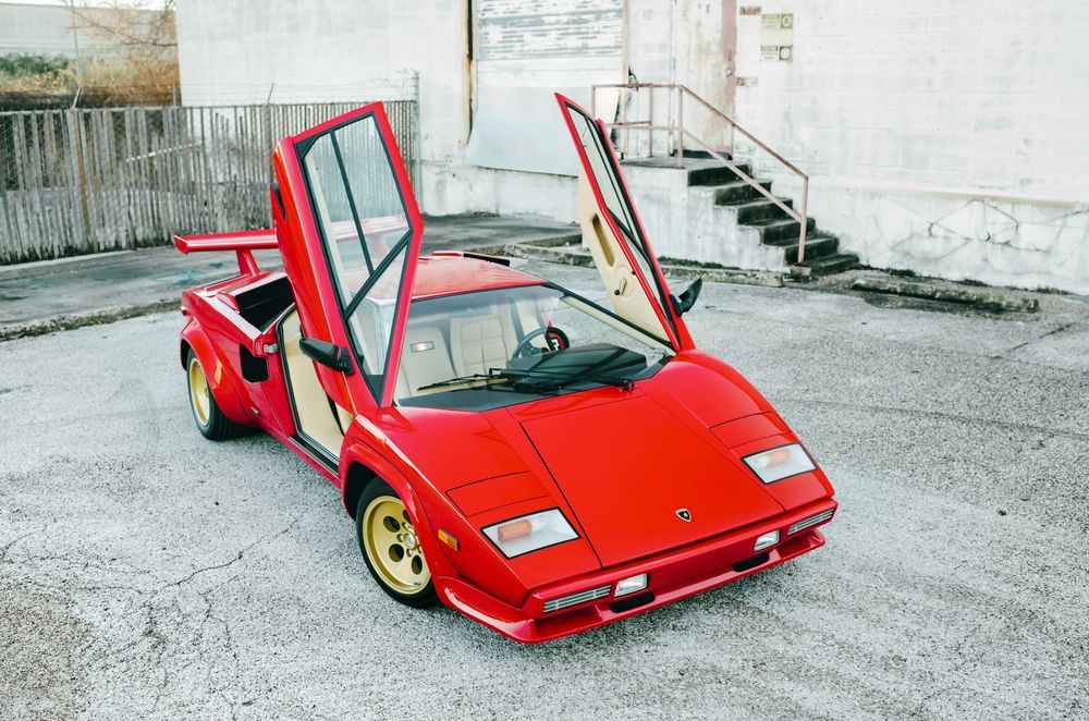 48727-lamborghini_countach_lp5000_s_10.jpeg