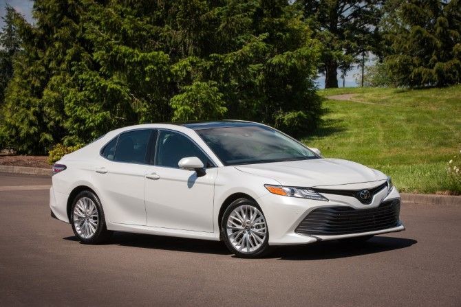 48963-toyota-camry2018.jpg