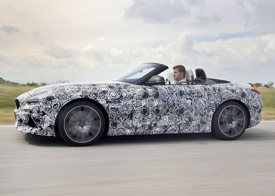 51156-bmw-z4-predrive-side-thumb.jpg