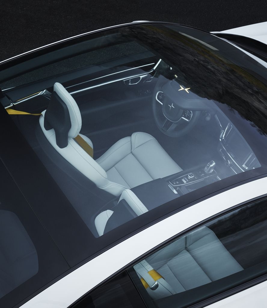 51315-polestar_1_event_geneva-roof-interior.jpg