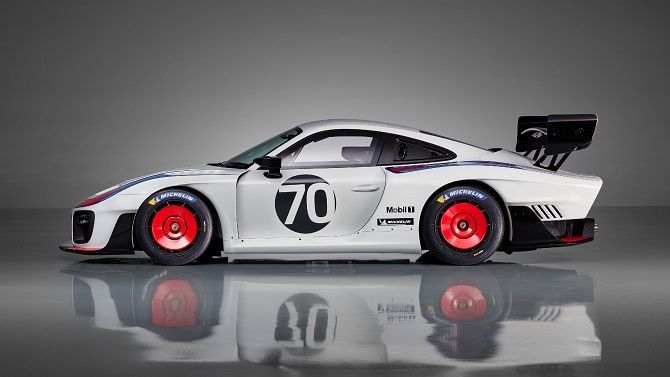 52802-porsche_2019_935_2.jpg