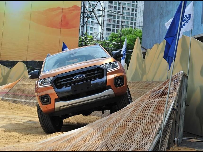 52837-ford-ranger-2019-asean-ext_7.jpg