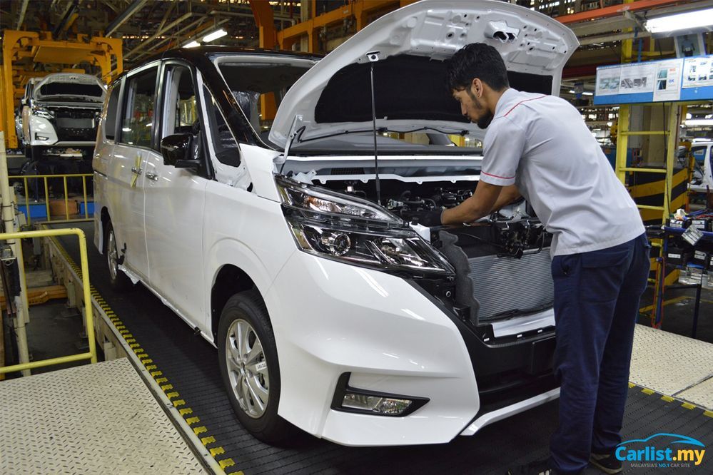 53278-c27_nissan_serena_production_1.jpg