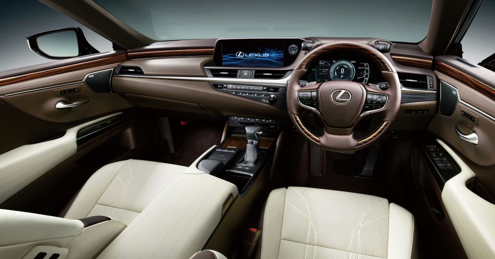 53892-lexus_es_300h_183.jpg