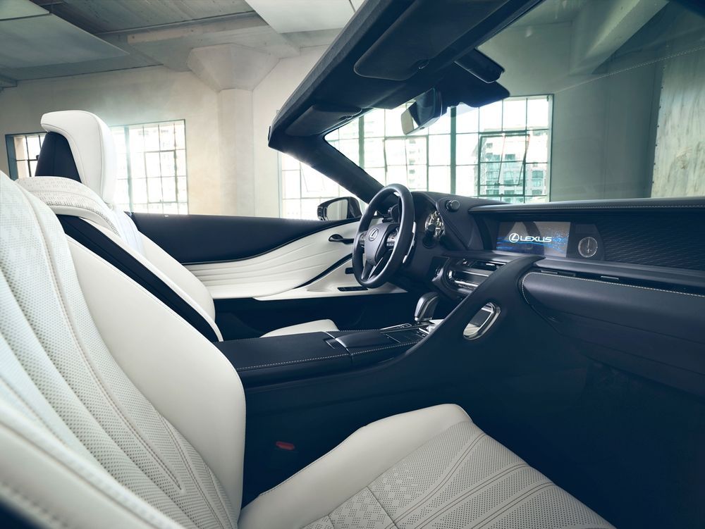 54224-lexus-lc500-convertible-interior.jpg