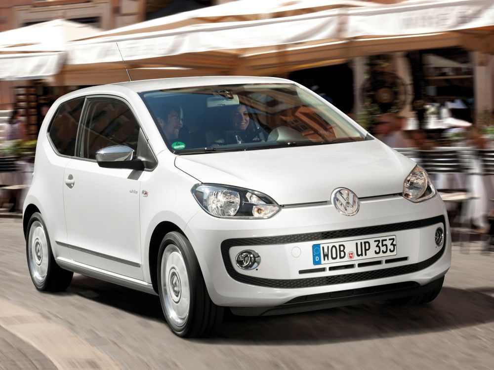 56186-autowp.ru_volkswagen_up_white_5.jpeg