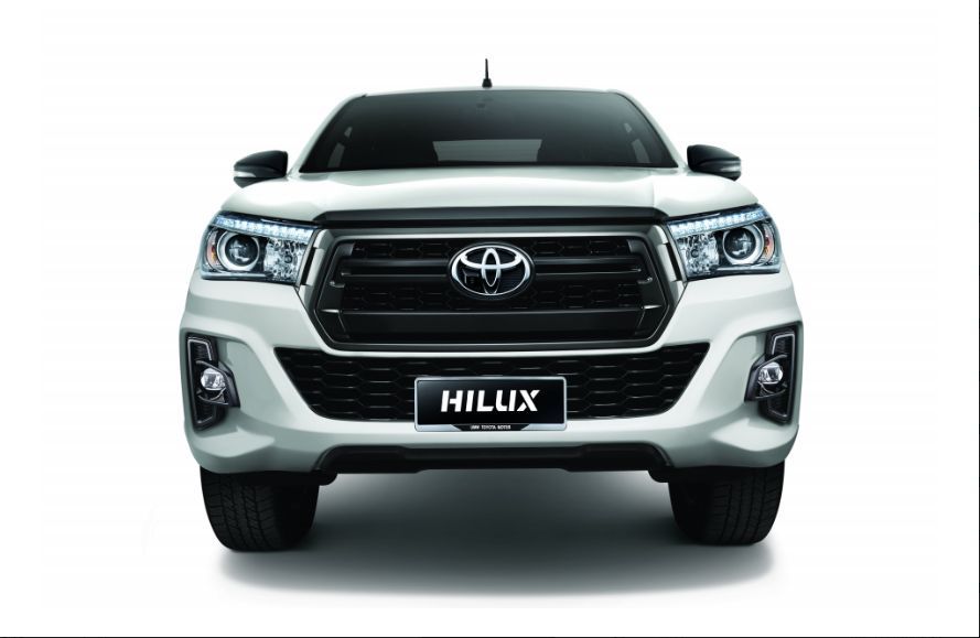 57064-hilux_black_edition_fr.jpg