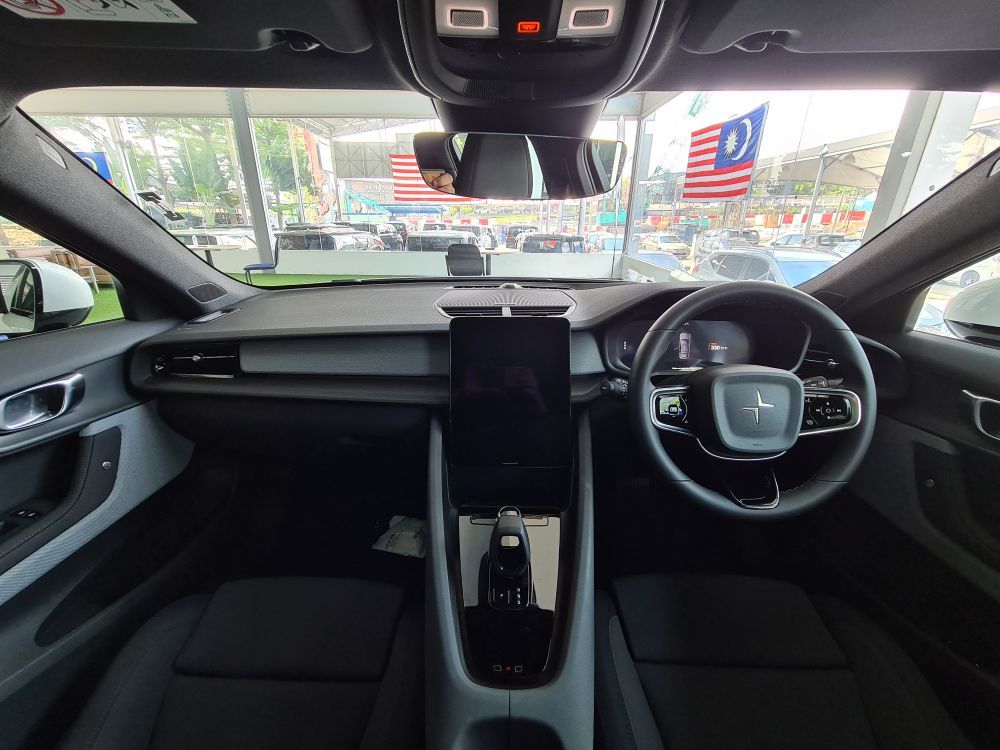 Polestar 2 interior