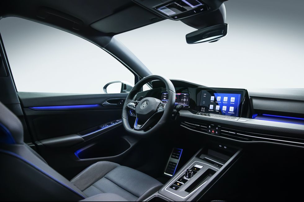 2022 Volkswagen Golf R interior