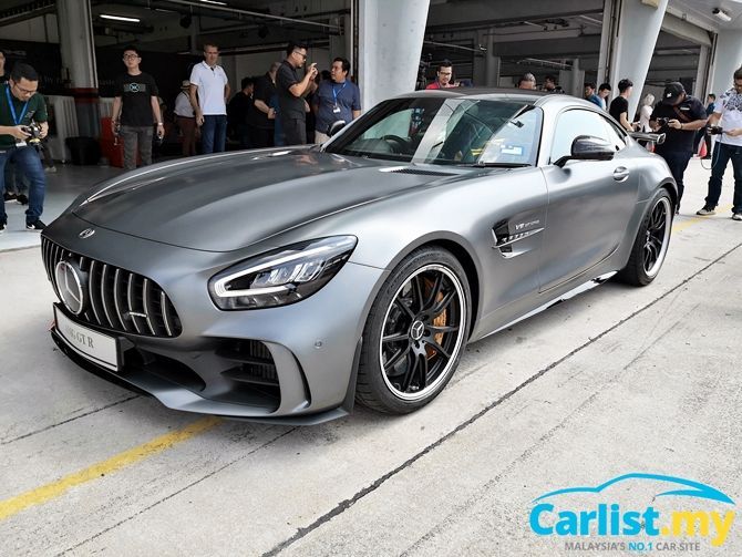 Mercedes Benz Malaysia Launches New Amg Gt R And Gt C Rm 1 7 Million And Rm 1 5 Million Auto News Carlist My