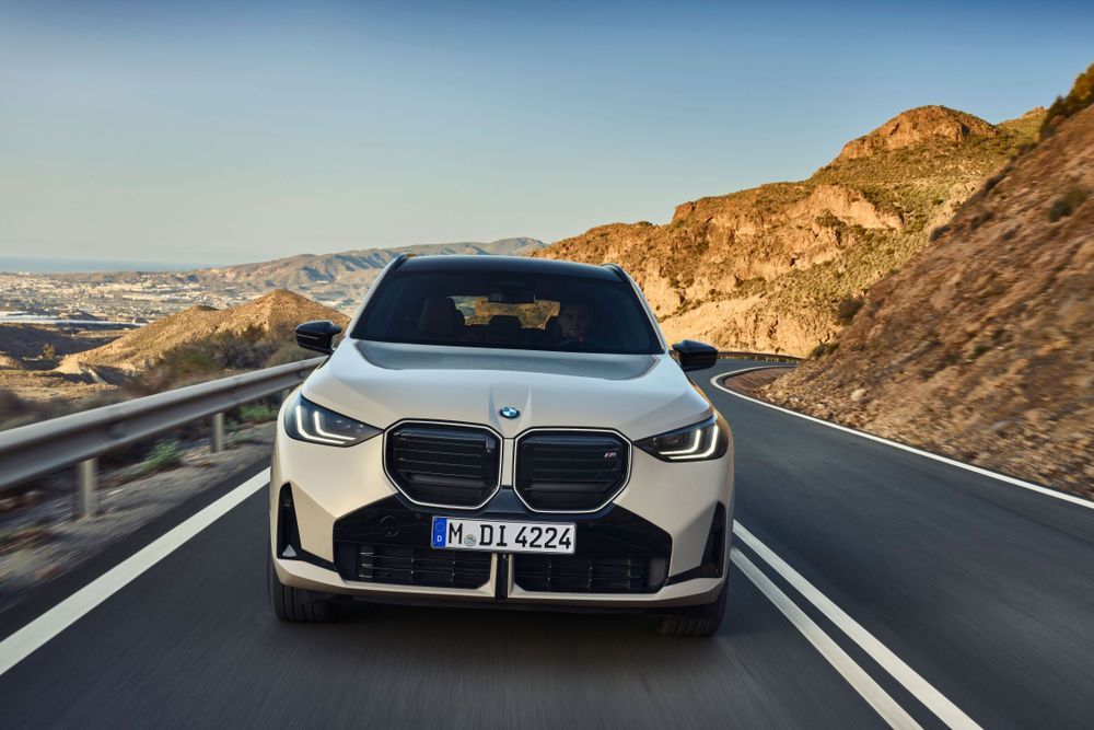 2024 BMW X3 M50 xDrive (2)