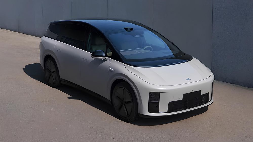 Li Auto i8