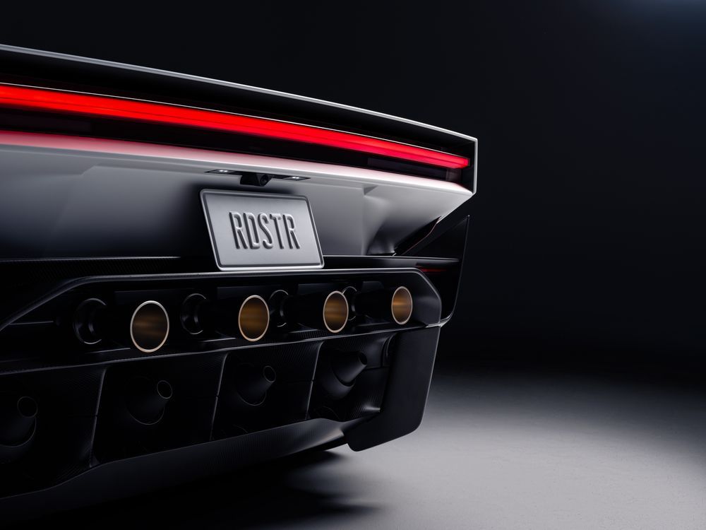 Tesla Roadster 2026 Rocket Engine