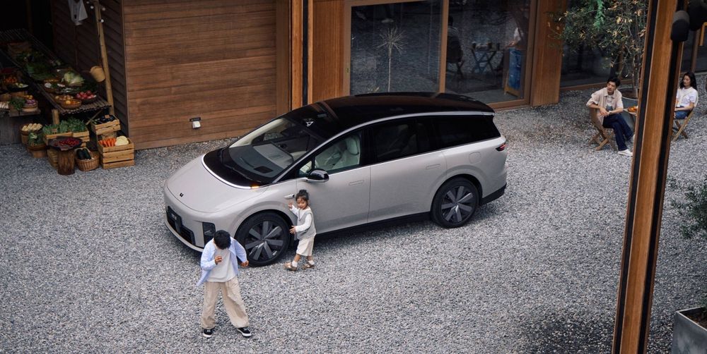 Li Auto i8